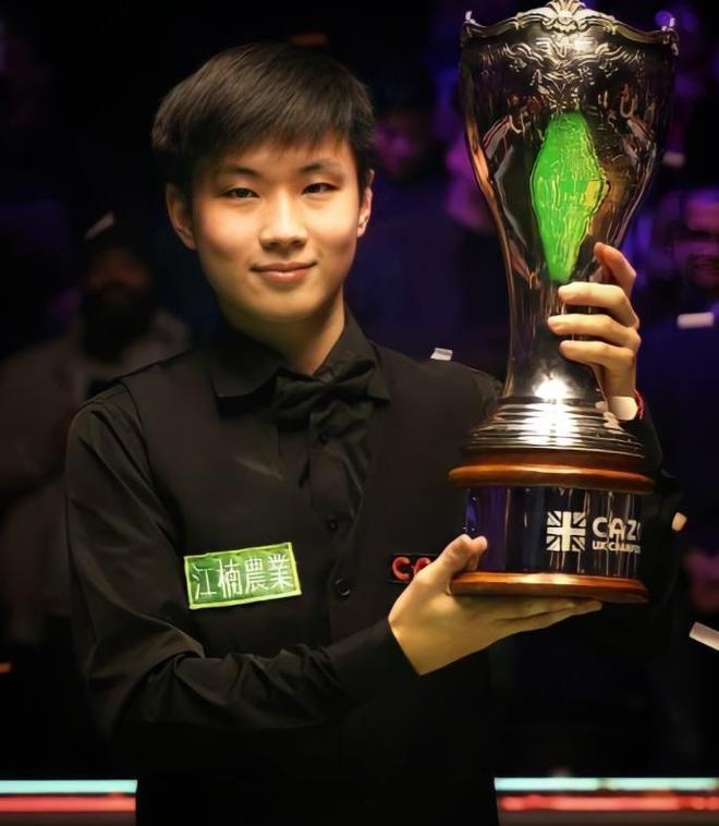 典型的巴西球员！前巴黎球员：内马尔在巴黎的夜生活异常丰富.